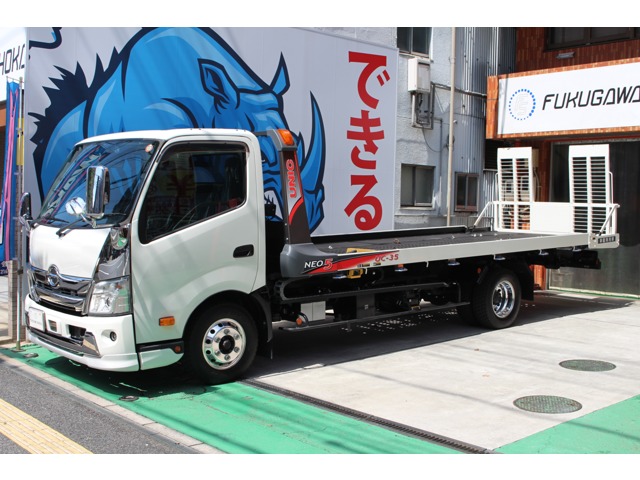 2022 Hino Dutro