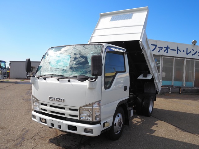 2010 Isuzu Elf