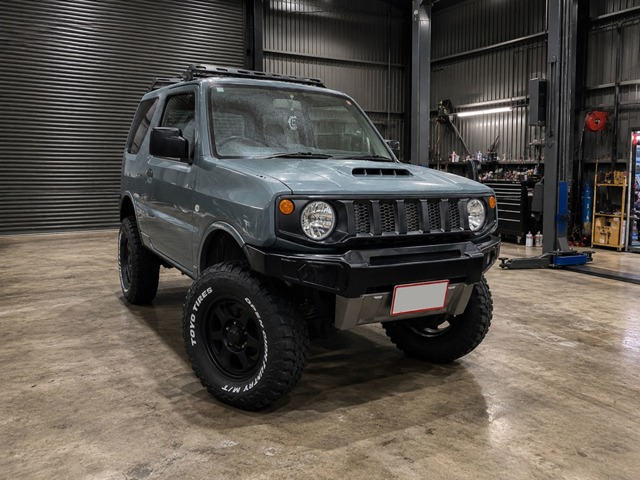 Suzuki Jimny 1