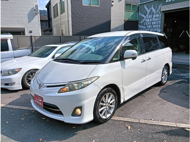 Toyota Estima 1