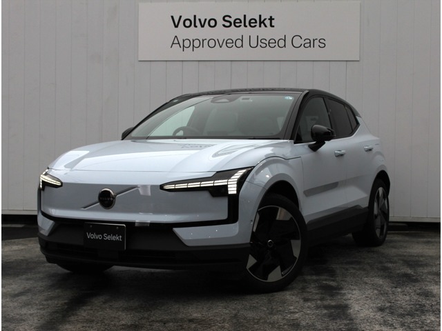 Volvo EX30 1
