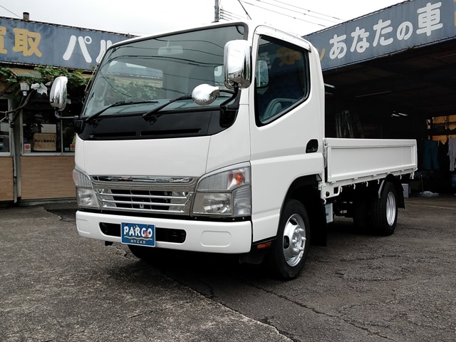 Mitsubishi Fuso Canter 1