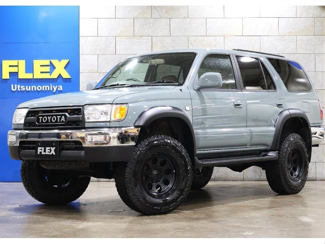 Toyota Hilux Surf 2