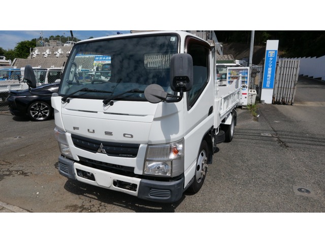 Mitsubishi Fuso Canter 1