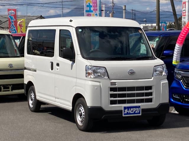 2025 Daihatsu Hijet Cargo