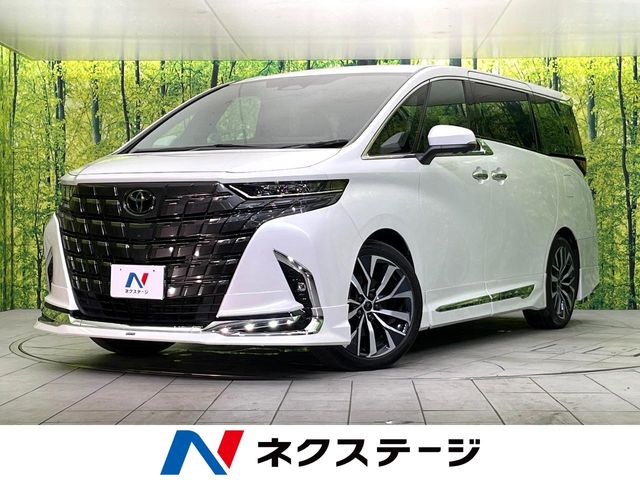 Toyota Alphard 1