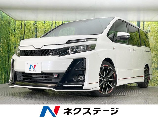 2017 Toyota Voxy