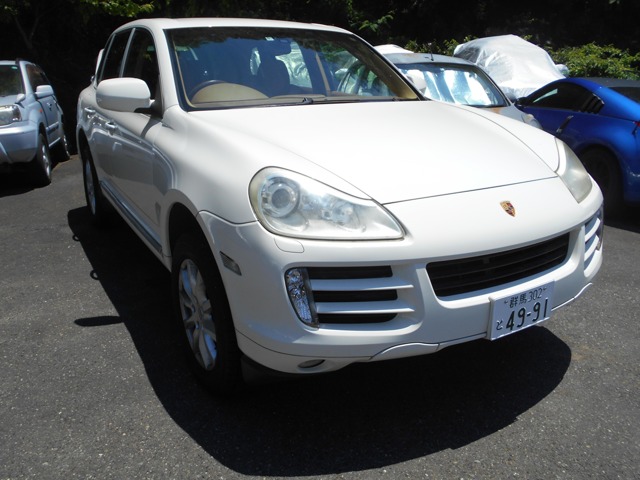 Porsche Cayenne 2