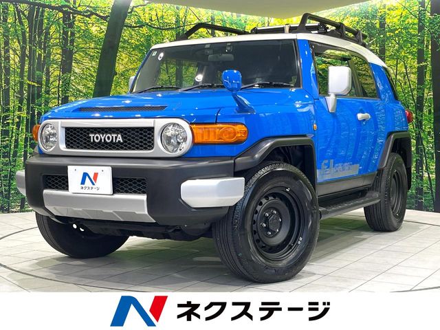 Toyota FJ Cruiser 2