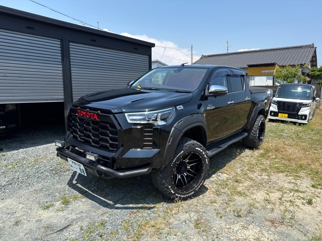 Toyota Hilux 1