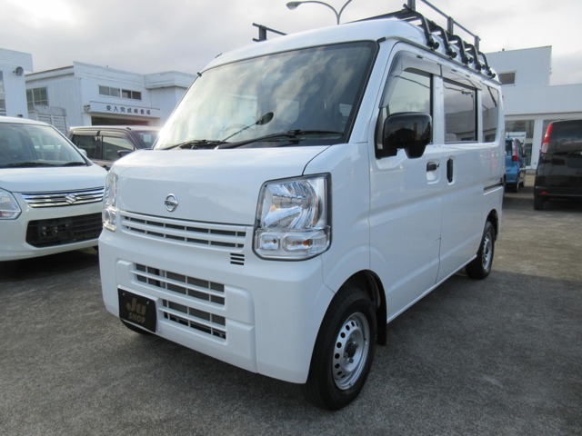 Nissan NV100 Clipper 1