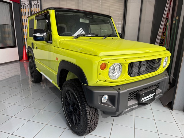 Suzuki Jimny 1