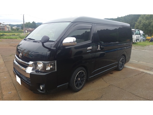 2015 Toyota Hiace