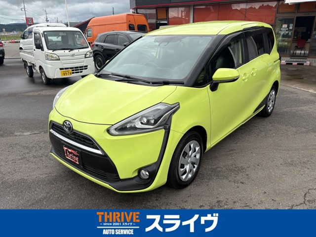 Toyota Sienta 1
