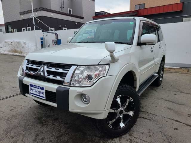 2011 Mitsubishi Pajero