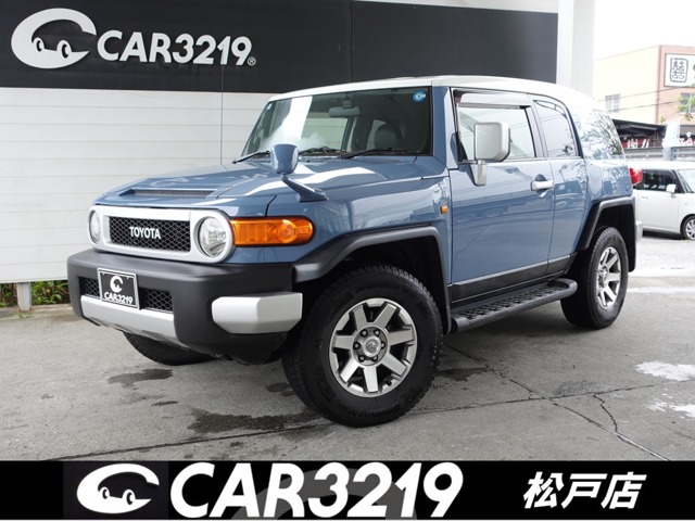 Toyota FJ Cruiser 2