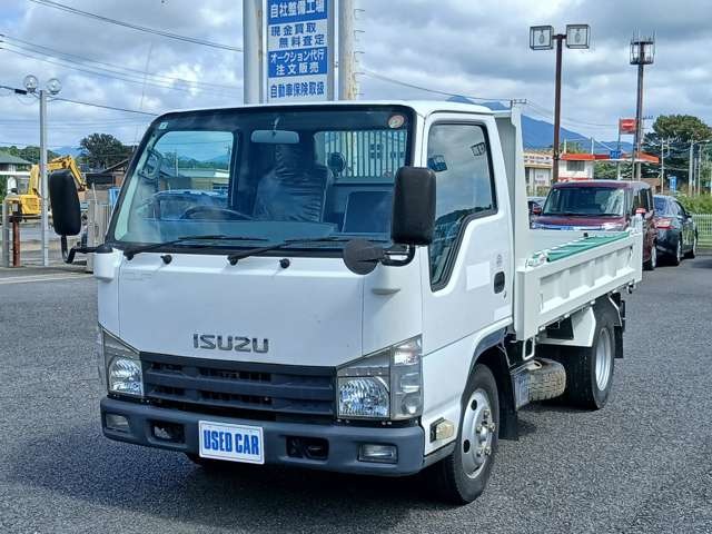 Isuzu Elf 1