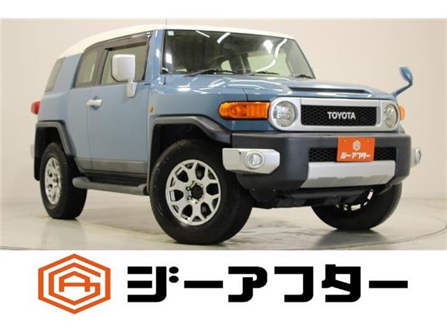 Toyota FJ Cruiser 2