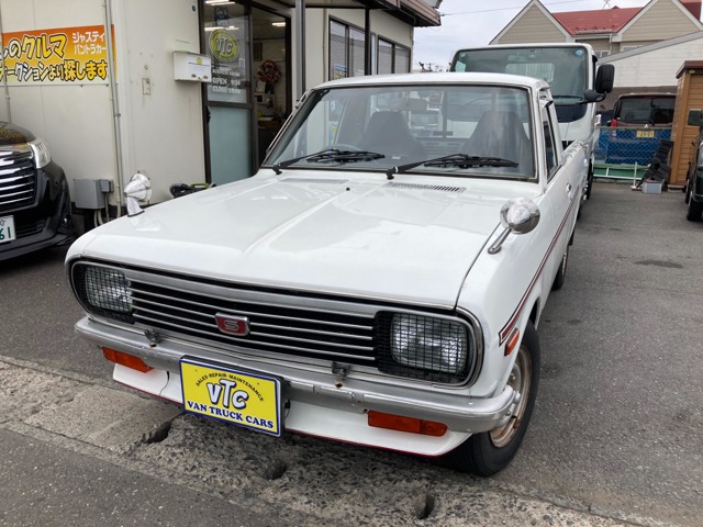 Nissan Sunny Truck 1