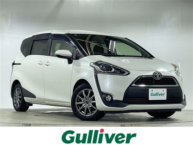 Toyota Sienta 1