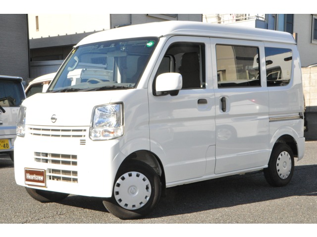 Nissan NV100 Clipper 1