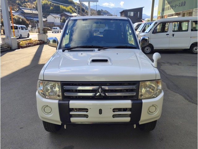 2011 Mitsubishi Pajero Mini