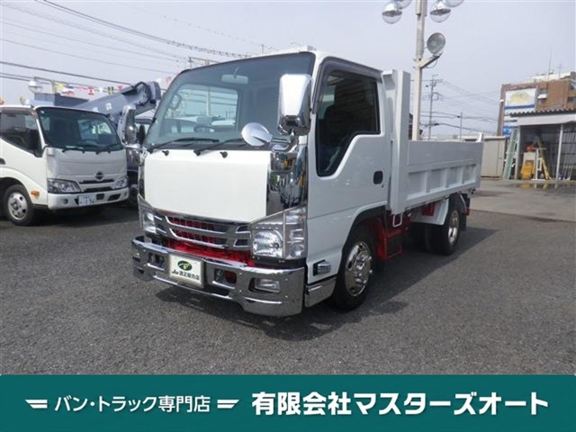 2018 Isuzu Elf