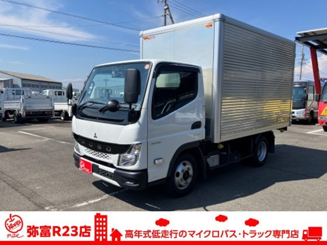 Mitsubishi Fuso Canter 1