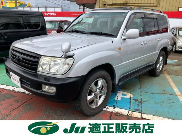 Toyota Land Cruiser 100 2