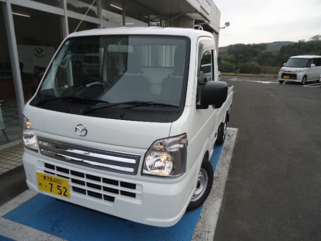 2025 Mazda Scrum Truck