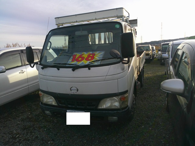 Hino Dutro 1