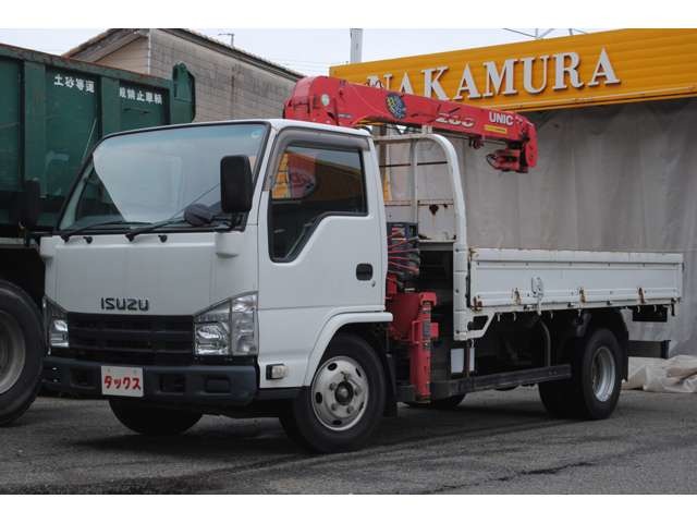 Isuzu Elf 1