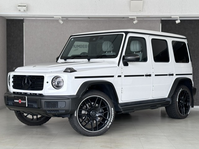 Mercedes-Benz G-Class 1