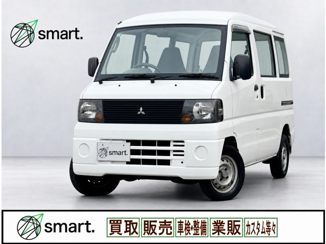 Mitsubishi Minicab Van 1