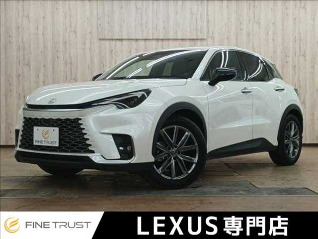 Lexus LBX 1