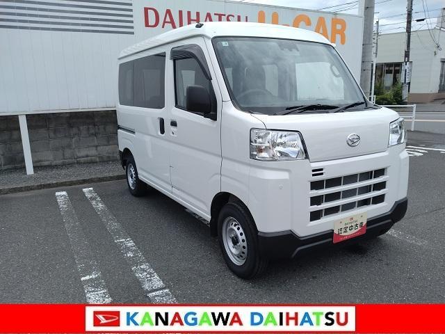 Daihatsu Hijet Cargo 1