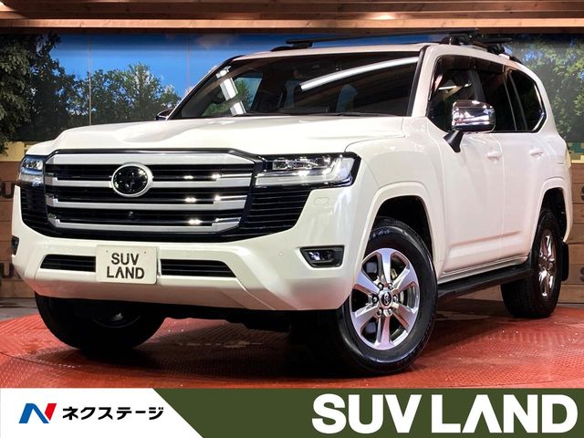 Toyota Land Cruiser 300 2
