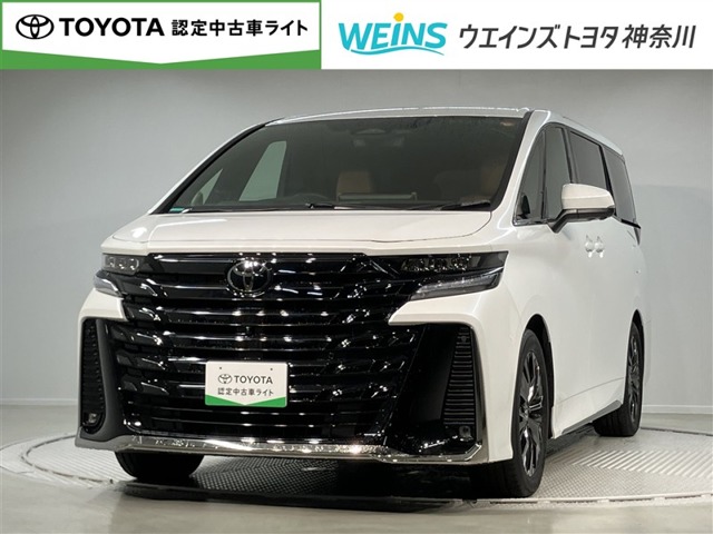 Toyota Vellfire 2
