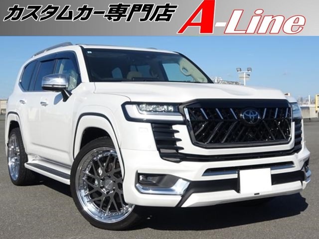 Toyota Land Cruiser 300 2
