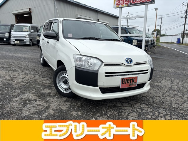 Toyota Probox Van 1