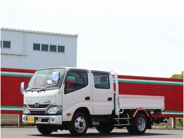 Hino Dutro 1