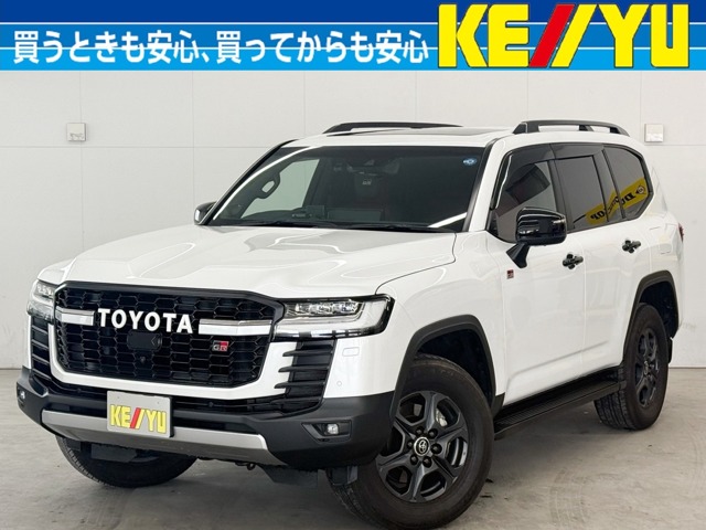 Toyota Land Cruiser 300 2