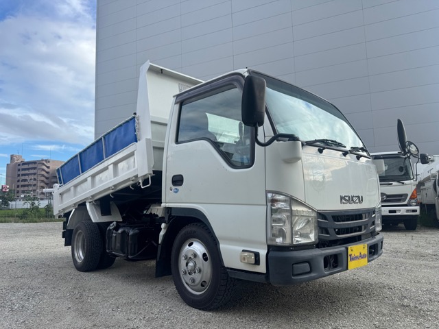 2015 Isuzu Elf
