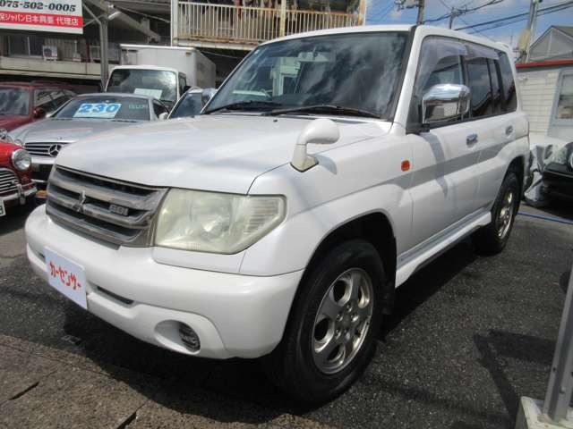 2001 Mitsubishi Pajero iO