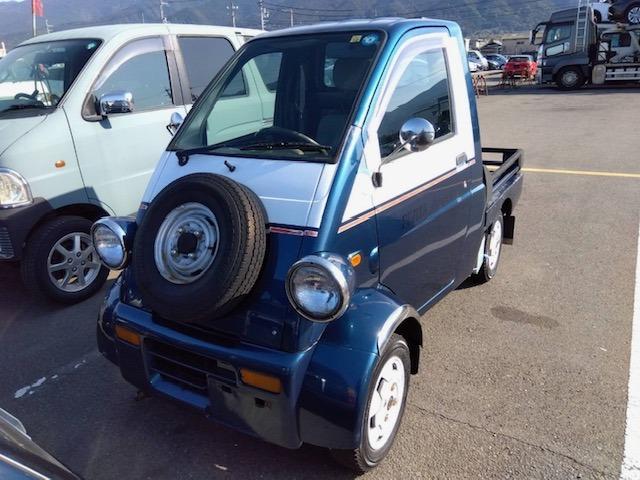 Daihatsu Midget II 1