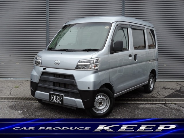 Daihatsu Hijet Cargo 1