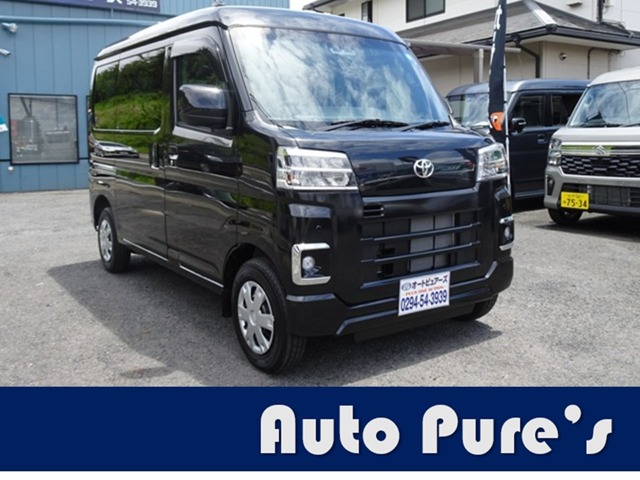 Toyota Pixis Van 1