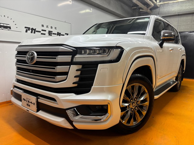 Toyota Land Cruiser 300 2