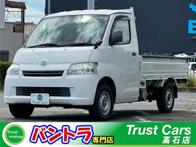 Toyota Light Ace Truck 1