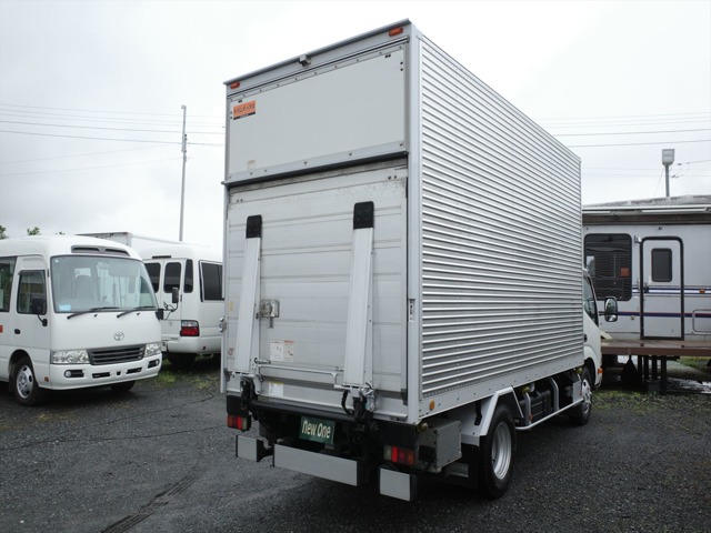 2014 Hino Dutro